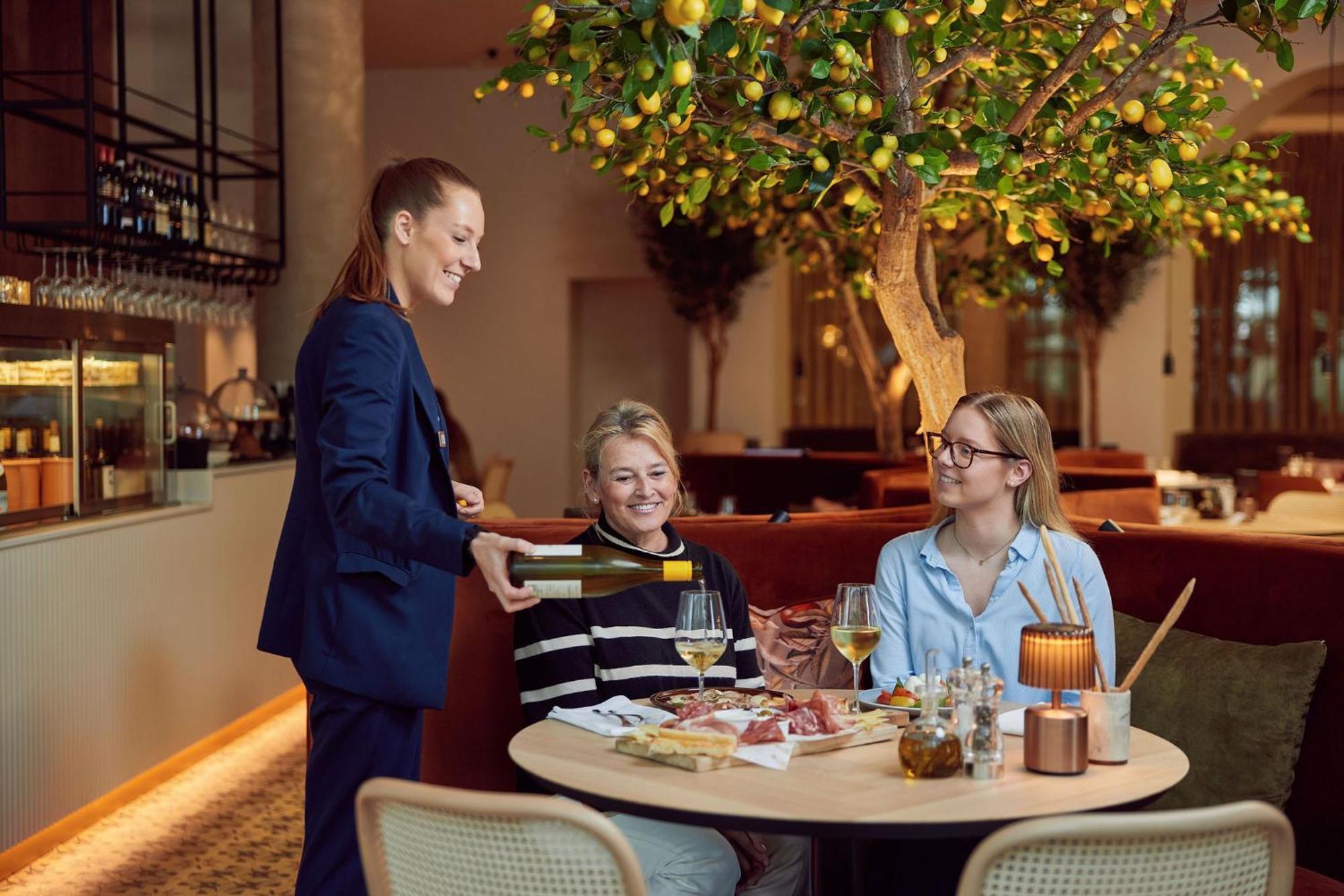 Van Der Valk Hotel Gent Екстер'єр фото